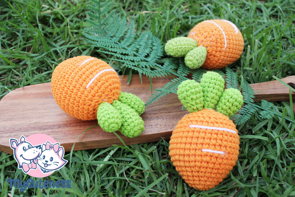 Knitted Carrot Pet Toy - Cute Toys for Dog & Cat w/ Catnip or Whistling Squeaker | Pet Supplies Gift Ideas for Cat and Dog Lovers 1 Pack